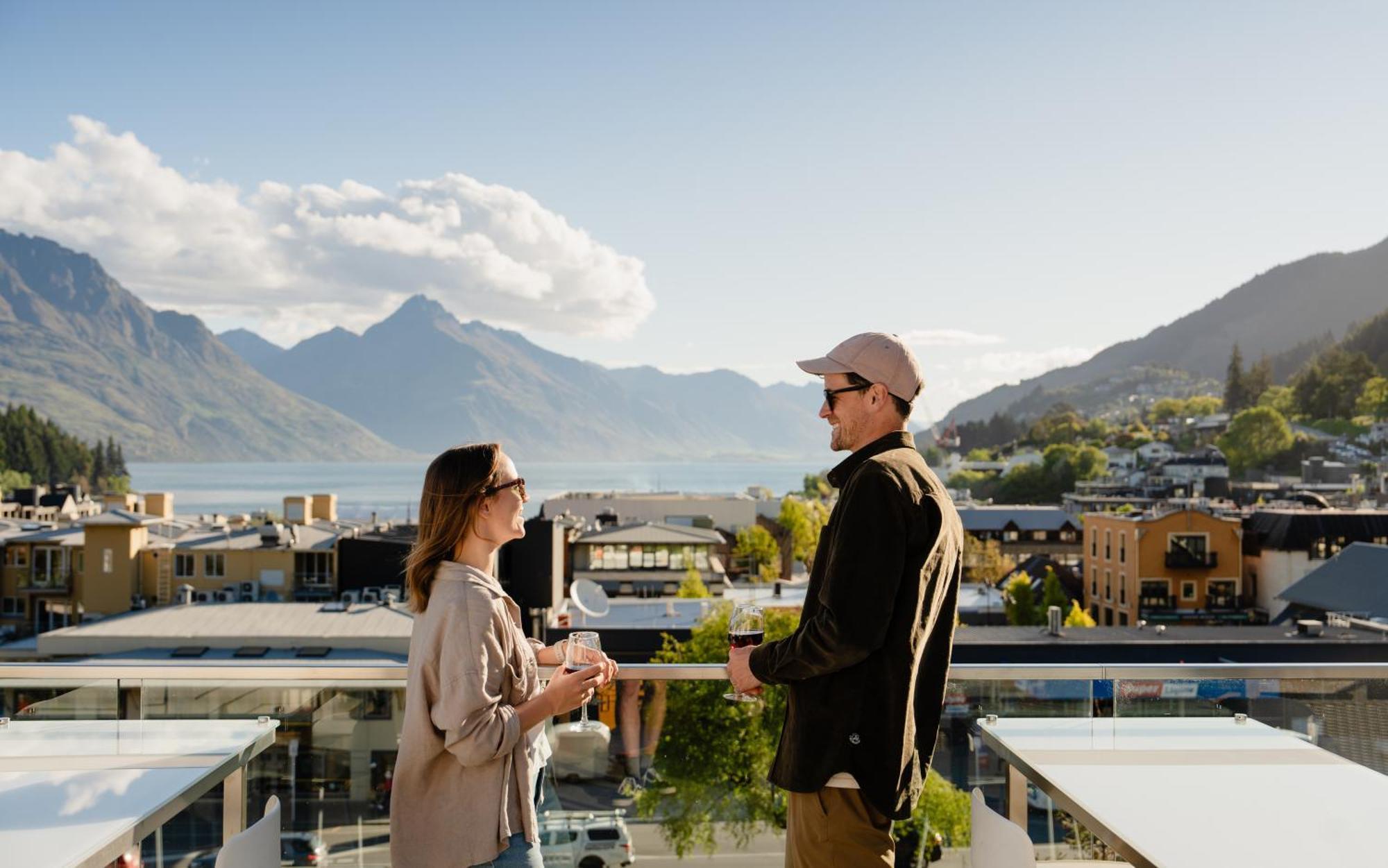 Mi-Pad Queenstown Exterior foto